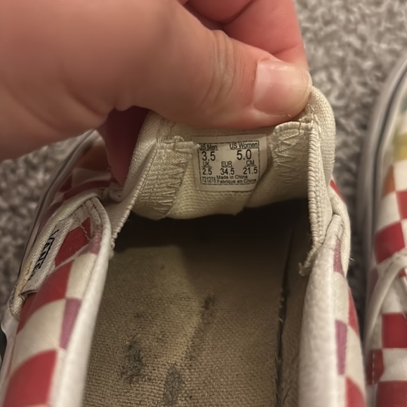 Vans - Picture 10 of 11